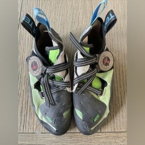 Tenaya Mundaka Climbing Shoe, M 6, W 7, EU 38